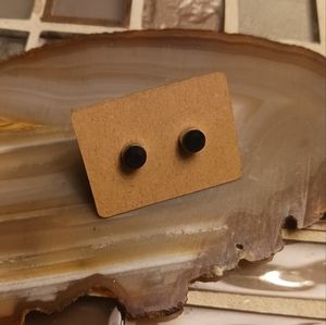 Vintage Blue Bezel stud earrings